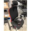 Image 2 : HERMAN MILLER VANTUM BLACK/RED GAMING TASK CHAIR WITH BACK SUPPORT WHICH NEEDS REPAIR