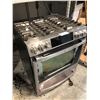 Image 2 : GE STAINLESS STEEL 5 BURNER GAS RANGE COMES WITH WIFI MODEL  PC2S930YP2FS FOR PARTS OR REPAIR