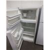 Image 2 : Kenmore Refrigerator