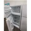 Image 2 : Frigidaire Fridge