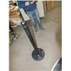 Image 2 : 2 Pallets Of Stanchion's