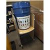Image 1 : Cubicle & Blue Recycling Can