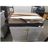 Image 1 : 4 White Boards