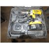 Image 1 : Dewalt 18 volt Drill