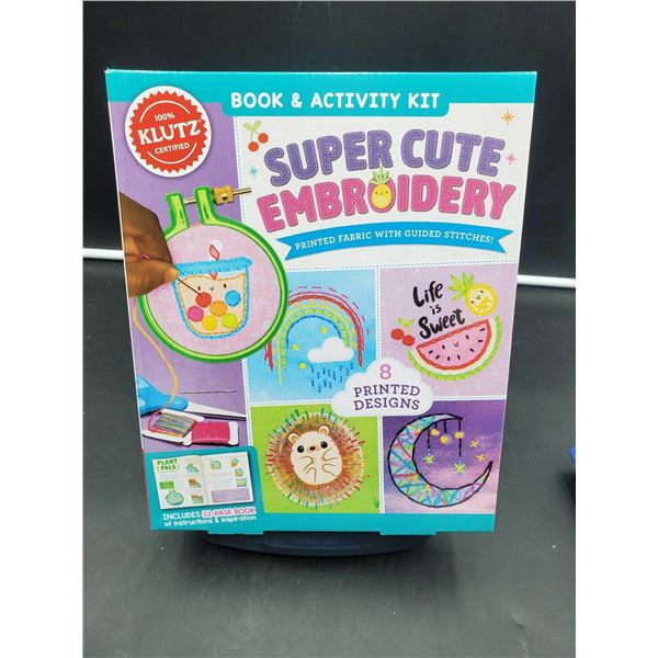 Super Cute Embroidery Kit