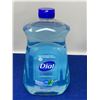 Image 1 : Dial Hydrating Antibacterial Hand Soap (1.53L)