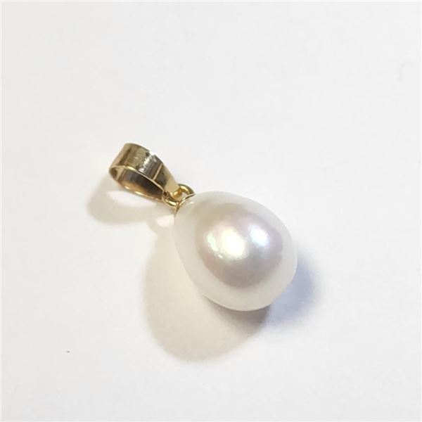 $160 14K  Fresh Water Pearl Pendant