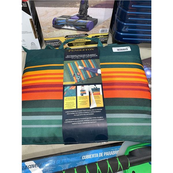 NEW Pendleton Outdoor Packable Blanket 60" x 72"