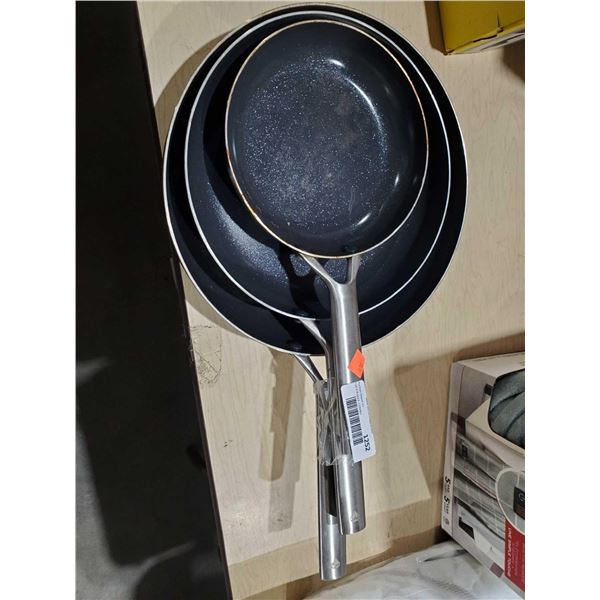 Set of 3 Kirkland Signature Frying Pans