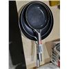Image 1 : Set of 3 Kirkland Signature Frying Pans
