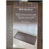 Image 2 : Mon Chateau Luxury Collection Basket Weave Kitchen Mat 20x42"
