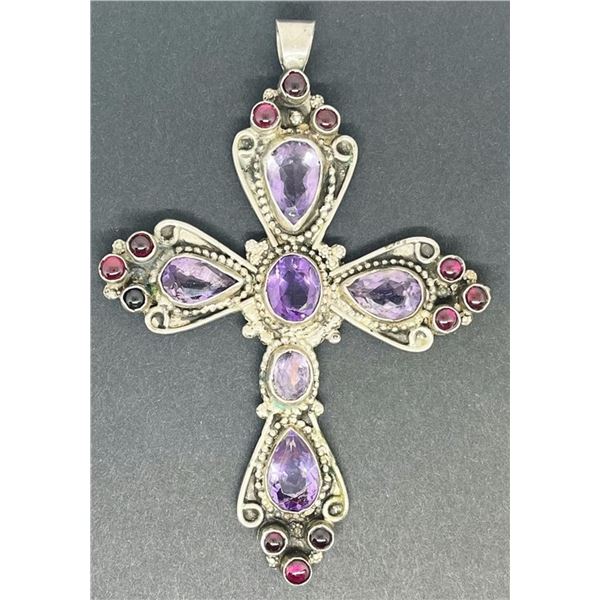 GORGEOUS STERLING CROSS PENDANT WITH