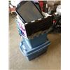Image 2 : LOT OF TOTES AND BINS