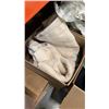 Image 8 : 4 BOXES OF ESTATE GOODS