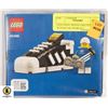 Image 1 : LEGO MINI ADIDAS ORIGINAL SUPERSTAR #40486 SET
