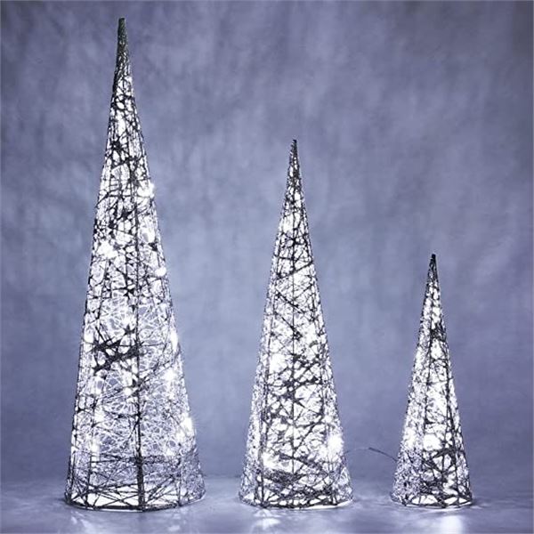 3 PIECE LP CONE TREE LIGHT SILVER