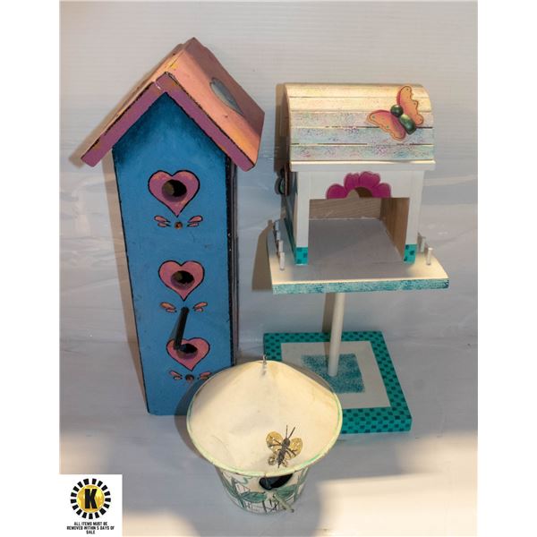 ESTATE BIRDHOUSES
