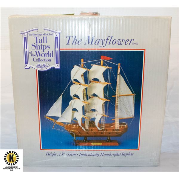 VINTAGE HERTIAGE MINT TALL SHIPS