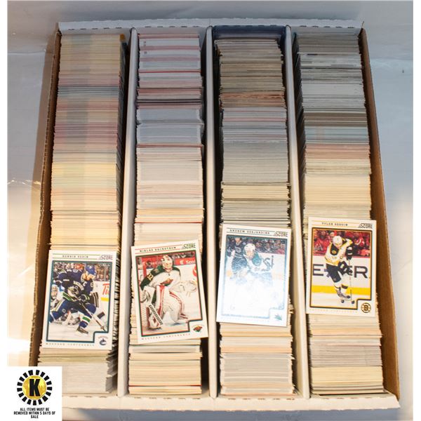 ESTATE HOCKEY CARD COLLECTION.