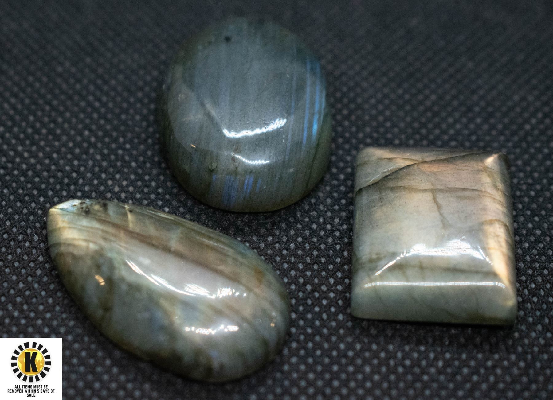 #126-NATURAL FIRE LABRADORITE GEMSTONE 144.60CT