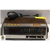 Image 1 : VINTAGE LLOYD'S CLOCK RADIO