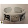 Image 1 : LADIES WHITE GENEVA WATCH OLD STOCK (WILL