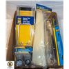 Image 1 : LARGE FLAT OF NEW TOOLS AND ACCESSORIES - OUT THE