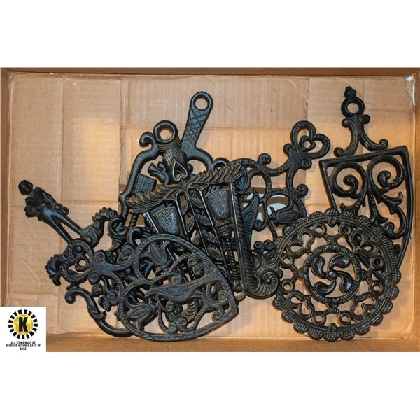 CAST IRON TRIVOTS