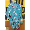 Image 1 : KISS FLEECE ONESIE WITH HOOD-ESTATE XS