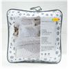 Image 1 : DISTINCTLY HOME ASPEN SKY QUEEN COMFORTER SET