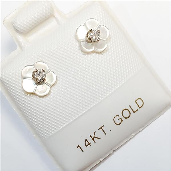 S160-83 14K DIAMOND(0.1CT) EARRINGS