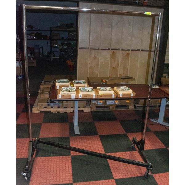 MOBILE CLOTHES HANGER