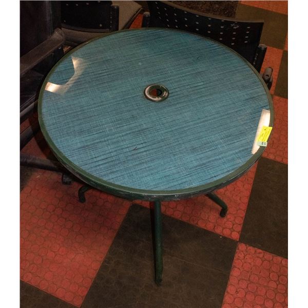 APARTMENT PATIO TABLE UMBRELLA CAPABLE D-27"