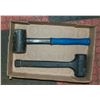 Image 1 : 2 RUBBER MALLETS