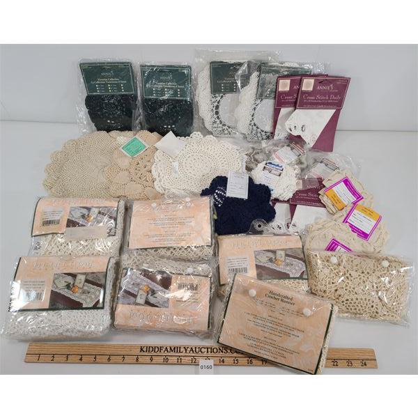 JOB LOT - MISC DOILIES