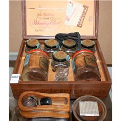 Box with Tobacco and Extras