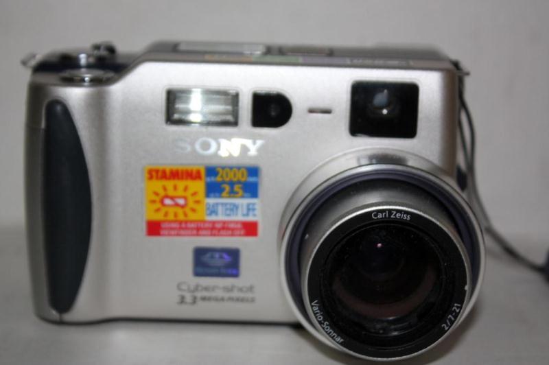 Sony Cyber-shot Camera 3.3 Mega Pixels