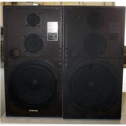 2 Technics SB-k476 3 Way Speaker System