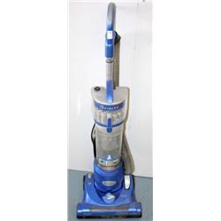 NV31 Infinity Upright Vacuum Cleaner with Pet Car