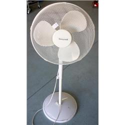 STANDING FLOOR FAN BY "HONEYWELL"