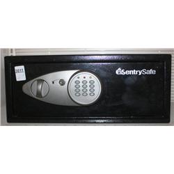 Sentry Safe w/ Key