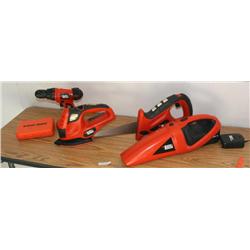 BLACK & DECKER POWER TOOLS W/TRAVEL BAG