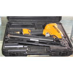 BOSTITCH NAIL GUN W/CASE