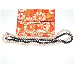 Vintage Suzuki Double Strand Pearls Black & White