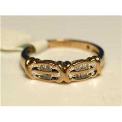 10K Wedding Band With Bagett Diamonds