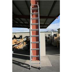 Heavy Duty Aluminum Extension Ladder
