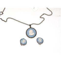 2 pcs Wedgwood Earrings Chain & Pendant