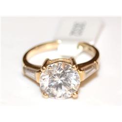 14k Gold Ring W/CZ