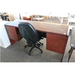 20" Deep Desk With Chair