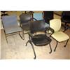 Image 3 : Lot of 6 Chairs